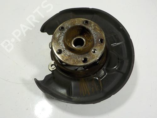 Used Right rear steering knuckle BMW 2 Coupe (F22, F87) 218 d (143 hp) 13522603