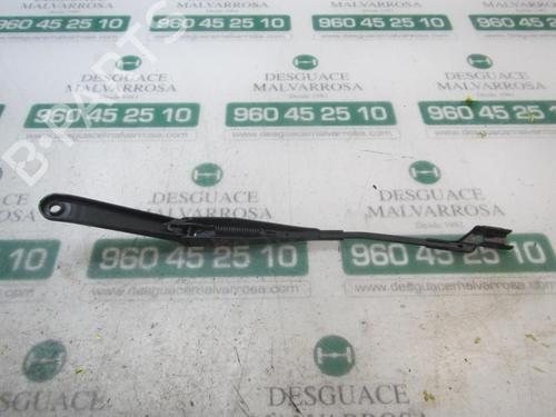 Front windshield wiper arm FORD FIESTA VI (CB1, CCN) 1.25 | BP3878959C143 