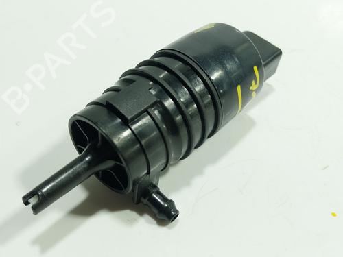 Used Washer pump Washer pump BMW X5 (G05, F95) xDrive 30 d Mild-Hybrid (286 hp) 34378085 34378085