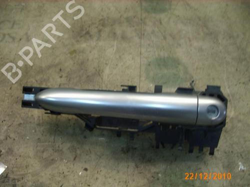 Used Front left exterior door handle RENAULT SCÉNIC II (JM0/1_) 1.9 dCi (JM0G, JM12, JM1G, JM2C) (120 hp) 3794347