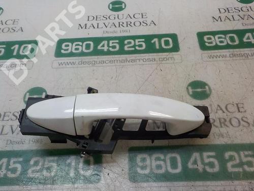 Used Rear right exterior door handle Rear right exterior door handle FORD FIESTA VI (CB1, CCN) 1.6 TDCi (95 hp) 3867225 3867225
