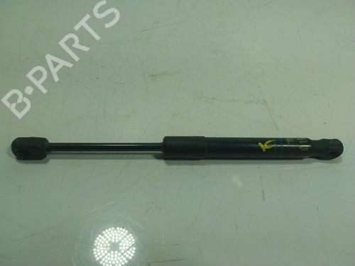 Used Hood lift support BMW 3 Touring (F31) 316 d (116 hp) 17384656