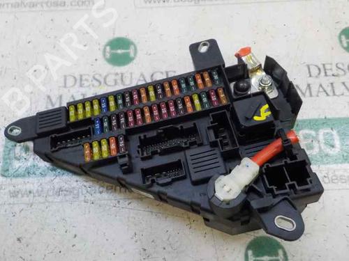 Used Fuse box Fuse box BMW 6 Convertible (E64) 635 d (286 hp) 5840532 5840532