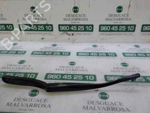 Used Front windshield wiper arm Front windshield wiper arm 6535792 6535792