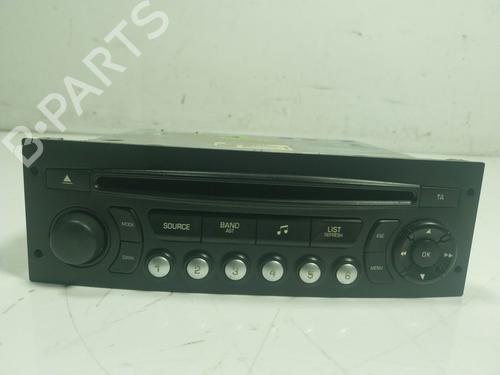 Used Radio Radio CITROËN C3 II (SC_) 1.1 i (60 hp) 17082108 17082108