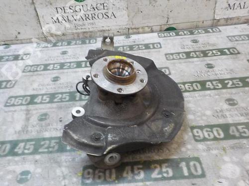 Used Right front steering knuckle BMW 5 Touring (F11) 520 d (190 hp) 4002217