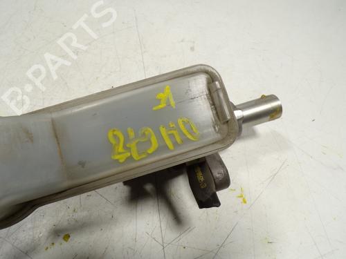 Brake master cylinder RENAULT KOLEOS I (HY_) | BP8305895M77