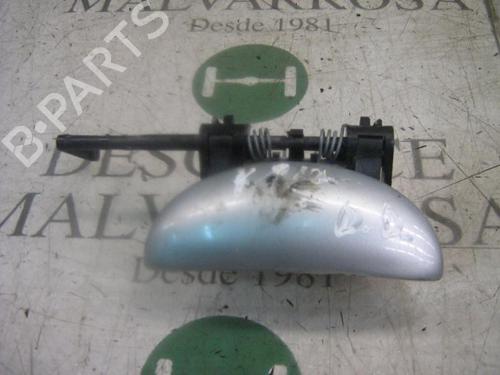 Używane Klamka zewnętrzna drzwi przednich prawych PEUGEOT 206 Hatchback (2A/C) 2.0 HDI 90 (90 hp) 3742047