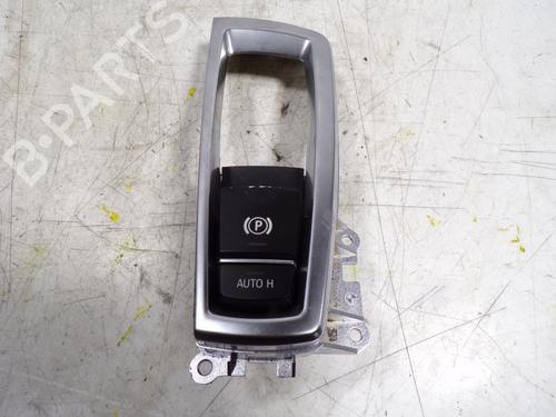 Used Hand brake Hand brake BMW 5 (F10) 530 d xDrive (258 hp) 8772006 8772006