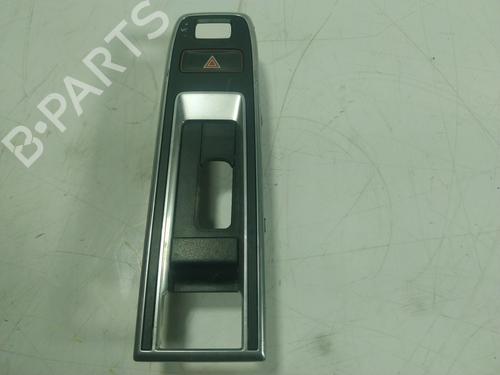 Used Warning switch Warning switch PORSCHE PANAMERA (971) 4.0 Turbo (97AFF1, 97BFF1) (550 hp) 19800165 19800165