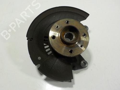 Used Right front steering knuckle RENAULT CLIO V (B7_) 1.5 Blue dCi 85 (B7AG) (86 hp) 14930922