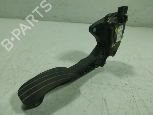 Used Pedal Pedal RENAULT MASTER III Van (FV) 2.3 dCi 110 FWD (FV0R, FV0W, FV1A) (110 hp) 17441759 17441759