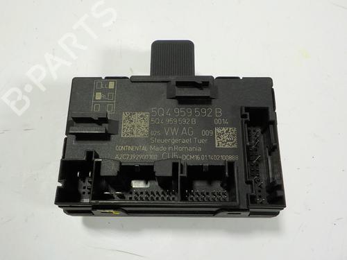 Used Electronic module Electronic module SEAT LEON (5F1) 2.0 TDI (150 hp) 13235989 13235989