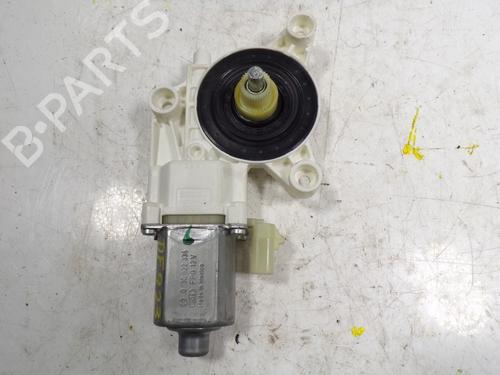 Used Right rear window motor Right rear window motor LANCIA VOYAGER MPV (404_) 2.8 CRD (RT, 53) (178 hp) 7235924 7235924