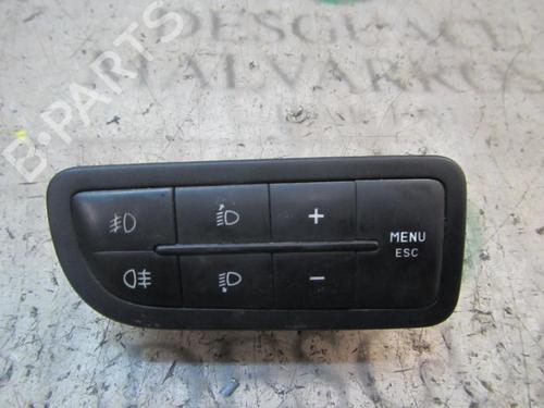 Used Electronic module Electronic module FIAT LINEA (323_, 110_) 1.3 D Multijet (323AXB11, 323AXB1A) (90 hp) 3844719 3844719