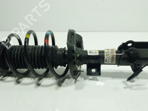 right-front-shock-absorber-kia-rio-iv-yb-sc-fb-2017-32872610 main image