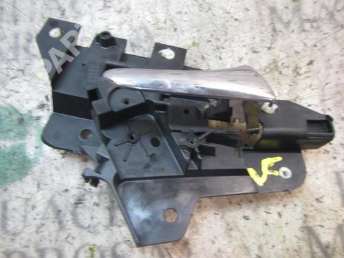 Used Rear right interior door handle Rear right interior door handle MERCEDES-BENZ S-CLASS (W220) S 400 CDI (220.028, 220.128) (250 hp) 3834255 3834255