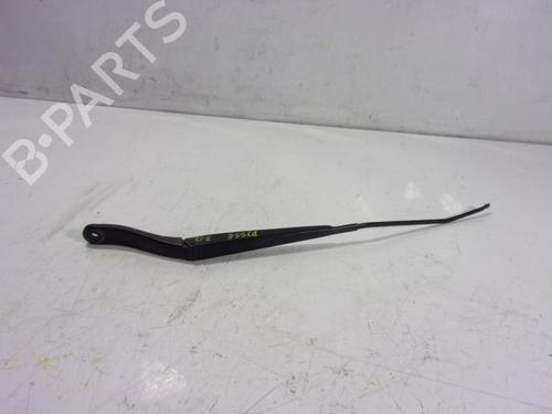 front-wipers-mechanism-toyota-proace-van-mdz_-2016-10288842 main image