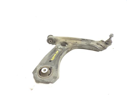 Used Right front suspension arm Right front suspension arm AUDI A1 Sportback (8XA, 8XF) 1.6 TDI (115 hp) 7544947 7544947