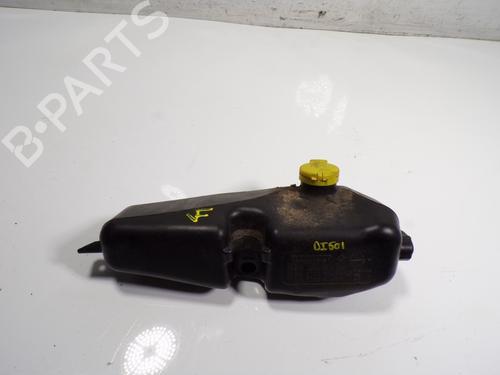 Used Windscreen washer tank Windscreen washer tank DACIA SANDERO II TCe 90 (B8M1, B8MA, B8AC) (90 hp) 9370861 9370861