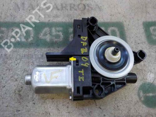 Rudehejsemotor bagstkærm venstre VOLVO S60 II (134) D3 (163 hp) 6415123