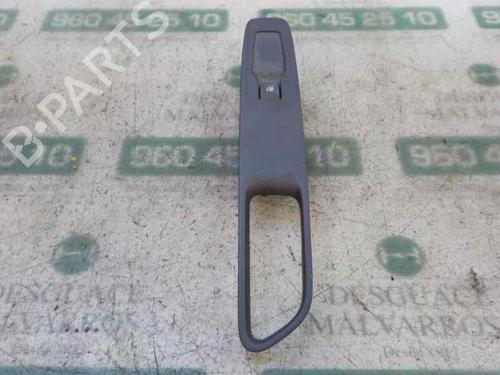 Used Right front window switch Right front window switch RENAULT CAPTUR I (J5_, H5_) [2013-2026] 6301652 6301652