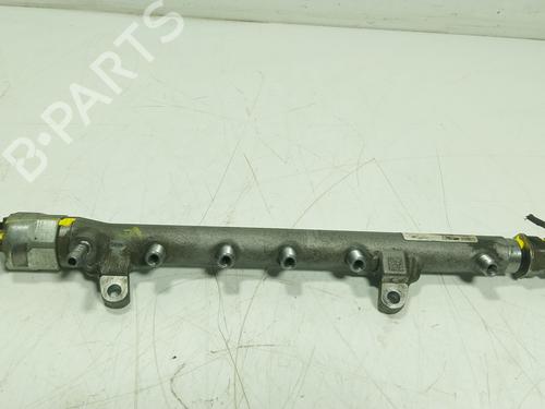 Used Injection rail VW CADDY III Box Body/MPV (2KA, 2KH, 2CA, 2CH) [2004-2016]  28810252