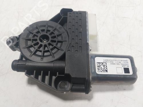 Right front window motor BMW 1 (F40) 118 d | BP19783316E20 