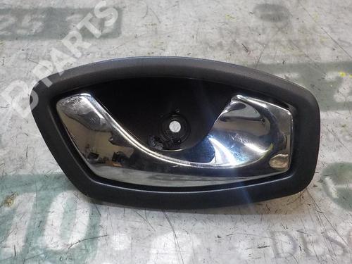 Used Rear right interior door handle Rear right interior door handle RENAULT MEGANE III Hatchback (BZ0/1_, B3_) 1.2 TCe (BZ2B, BZ11) (116 hp) 3857996 3857996