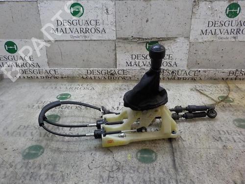 Used Gear lever HYUNDAI i20 I (PB, PBT) [2008-2015]  7411274