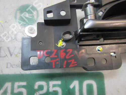 Venstre bak invendig håndtak HONDA CIVIC VIII Hatchback (FN, FK)  | BP3875507I15 