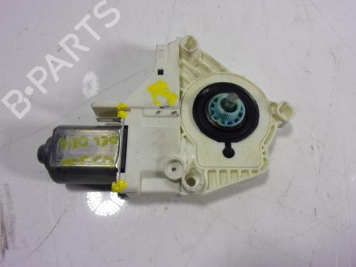 Used Right rear window motor Right rear window motor SKODA YETI (5L) 1.2 TSI (105 hp) 10107722 10107722