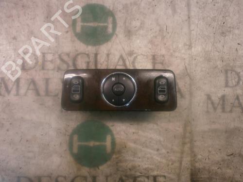 Used Left front window switch Left front window switch MERCEDES-BENZ M-CLASS (W163) ML 400 CDI (163.128) (250 hp) 3803010 3803010
