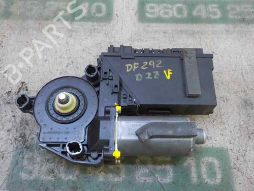 Portierruitmotor linksvoor VW PHAETON (3D1, 3D2, 3D3, 3D4, 3D6, 3D7, 3D8, 3D9) 5.0 V10 TDI 4motion (313 hp) 6676963