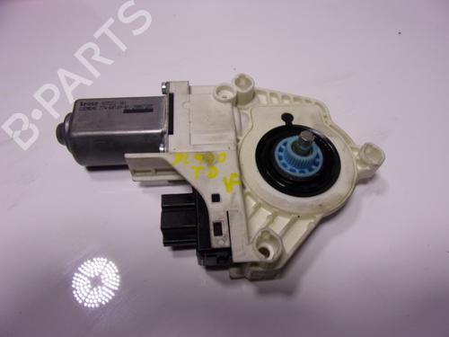 Used Right rear window motor Right rear window motor AUDI Q7 (4LB) 3.0 TDI quattro (240 hp) 15691168 15691168