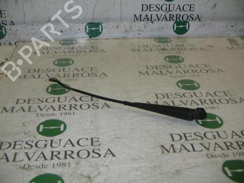 Used Front windshield wiper arm Front windshield wiper arm 3772782 3772782