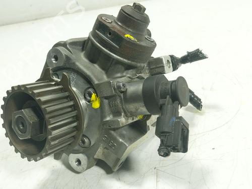 Bomba inyeccion FORD TRANSIT COURIER B460 Box Body/MPV 1.5 TDCi (75 hp) 31123907