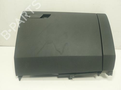 Used Glove box Glove box SEAT LEON Sportstourer (KL8, KLD) [2020-2026] 18297590 18297590
