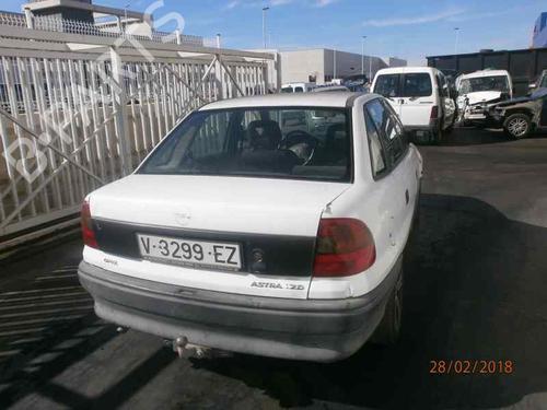 Used Parts VAUXHALL ASTRA Mk III (F) Hatchback (T92) 486623