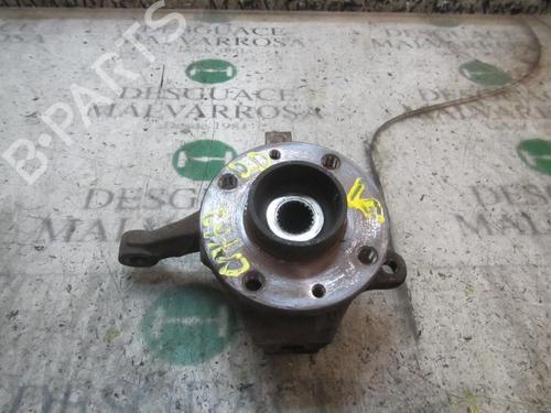 Used Right front steering knuckle Right front steering knuckle RENAULT CLIO II (BB_, CB_) [1998-2016] 3843180 3843180