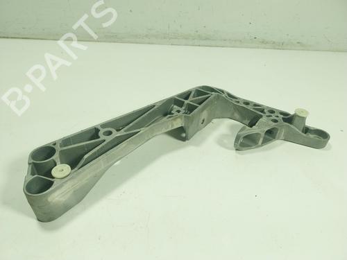 Used Support Support BMW 4 Coupe (G22, G82) 420 d Mild-Hybrid xDrive (190 hp) 23534827 23534827