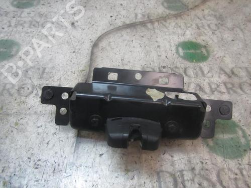 Used Tailgate lock Tailgate lock PEUGEOT 208 I (CA_, CC_) 1.6 HDi (94 hp) 3839436 3839436