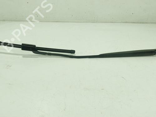 Used Front windshield wiper arm Front windshield wiper arm 34538941 34538941