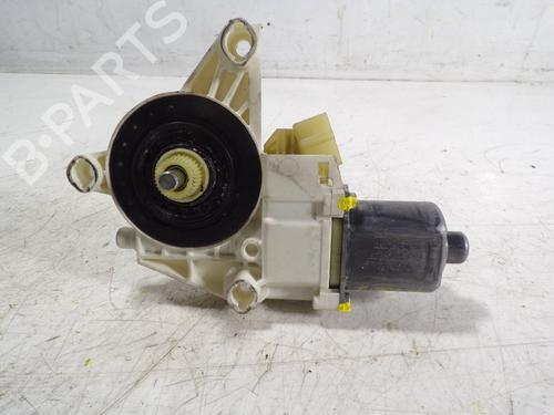 Used Right front window motor Right front window motor MERCEDES-BENZ C-CLASS T-Model (S204) C 200 CDI (204.207) (136 hp) 9654681 9654681