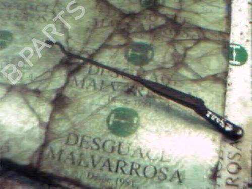 Used Front windshield wiper arm NISSAN MICRA II (K11) 1.0 i 16V (54 hp) 3771929