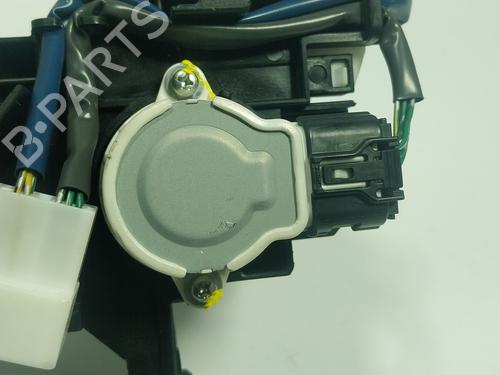 Gear lever TOYOTA PRIUS (_W3_) 1.8 Plug-in Hybrid (ZVW30, ZVW35) | BP17611694M90 