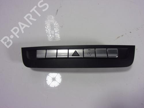 Used Warning switch Warning switch MERCEDES-BENZ A-CLASS (W176) [2012-2018] 10410214 10410214