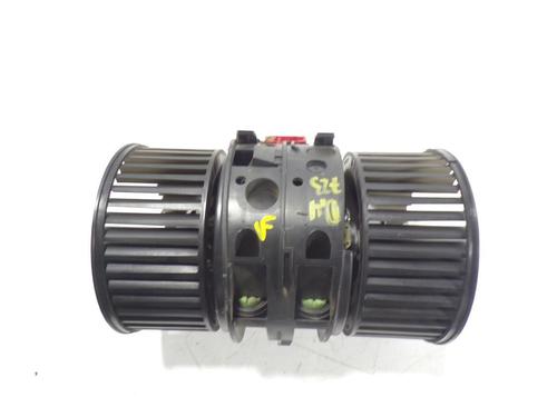 Used Heater blower motor Heater blower motor RENAULT MEGANE III Grandtour (KZ0/1) 1.5 dCi (KZ09, KZ0D, KZ1G, KZ29, KZ14, KZ1W, KZ10, KZ1F,... (110 hp) 9122355 9122355