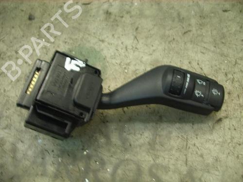 Used Steering column stalk Steering column stalk FORD FOCUS II (DA_, HCP, DP) [2004-2013] 3768322 3768322