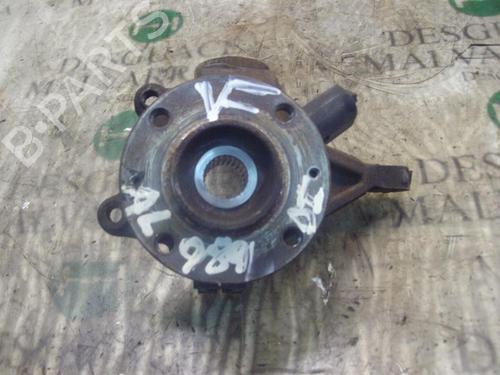 Used Left front steering knuckle CITROËN XSARA (N1) [1997-2005]  4021469
